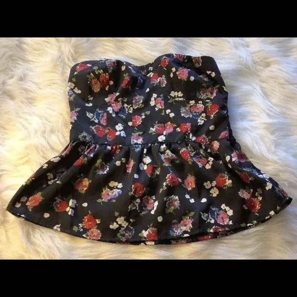 HOST PICK ‼️American Eagle Outfitters Womens Peplum Top